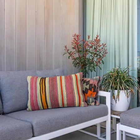 Lecomte - The Shoreline Seaview - 225 Lägenhet *