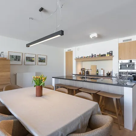 Lecomte - The Shoreline Seaview - 225 Oostende