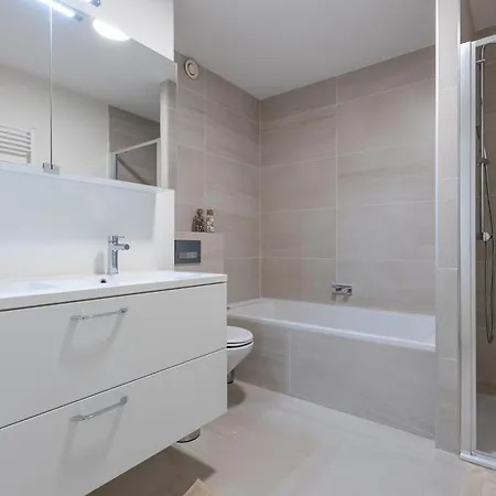 Lecomte - The Shoreline Seaview - 225 Ostend