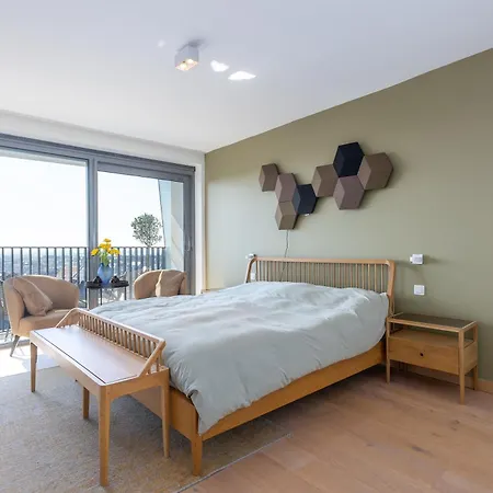 Lecomte - The Shoreline Seaview - 225 *